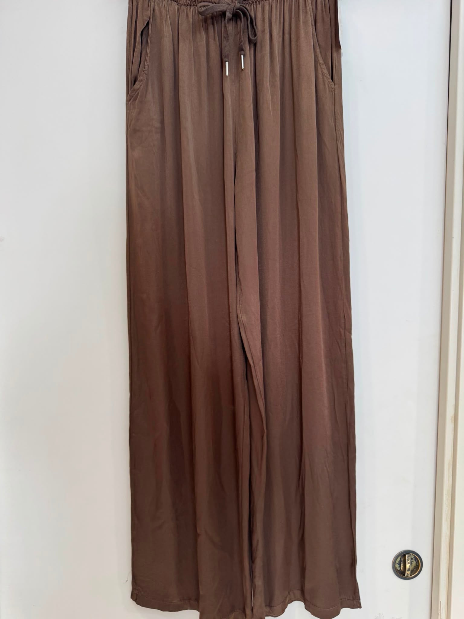 Pantalone satin