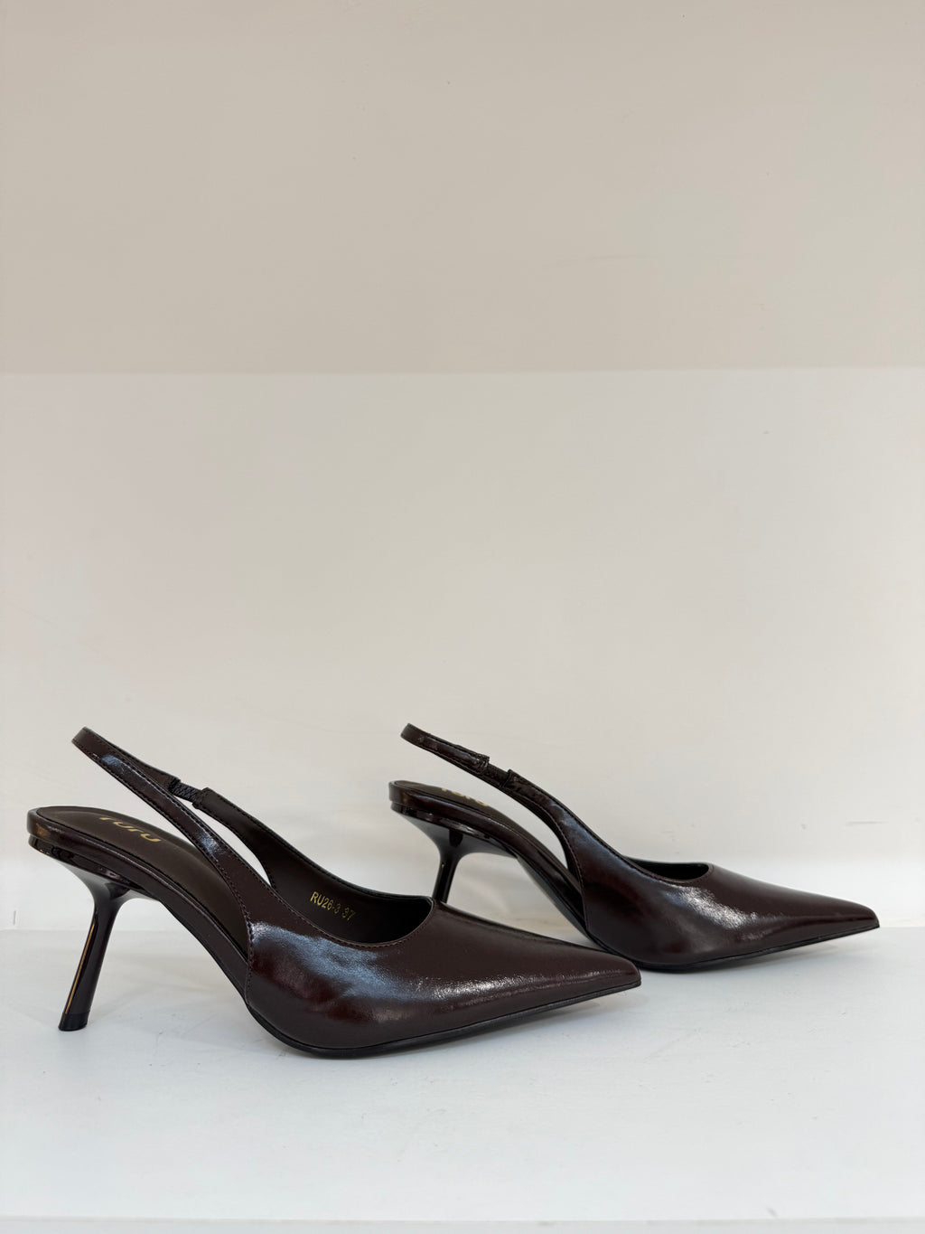 Slingback a punta